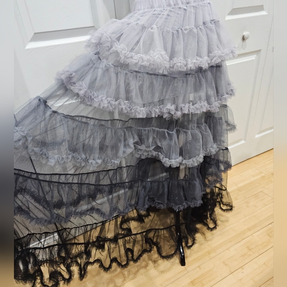 Dolls Kill Sugar Thrillz Gray Black Ombre Sheer Tulle Magical Finale Maxi Skirt - Picture 3 of 8